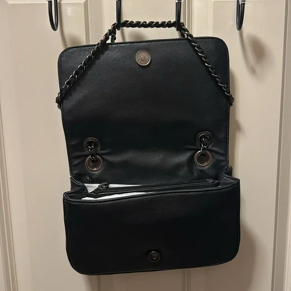 Nine West Women's Black and Gold Clutch OS EUC - Picture 5 of 16